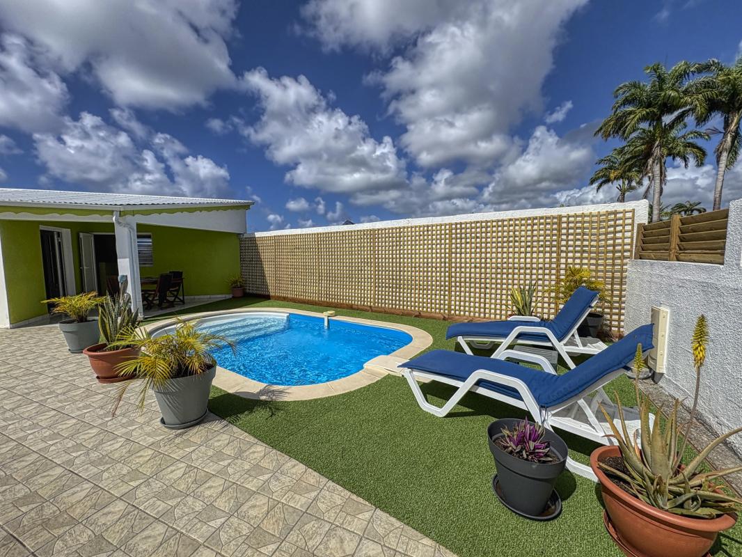 23.Location villa piscine Saint François Guadeloupe_Piscine